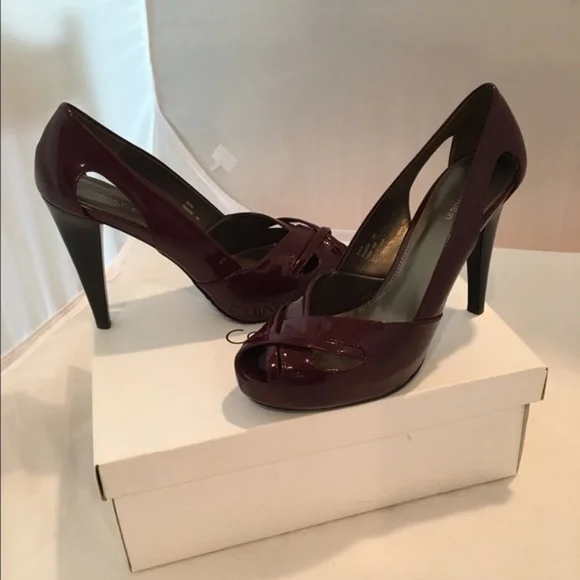 CALVIN Klein "Passion" patent pump - Picture 1 of 4